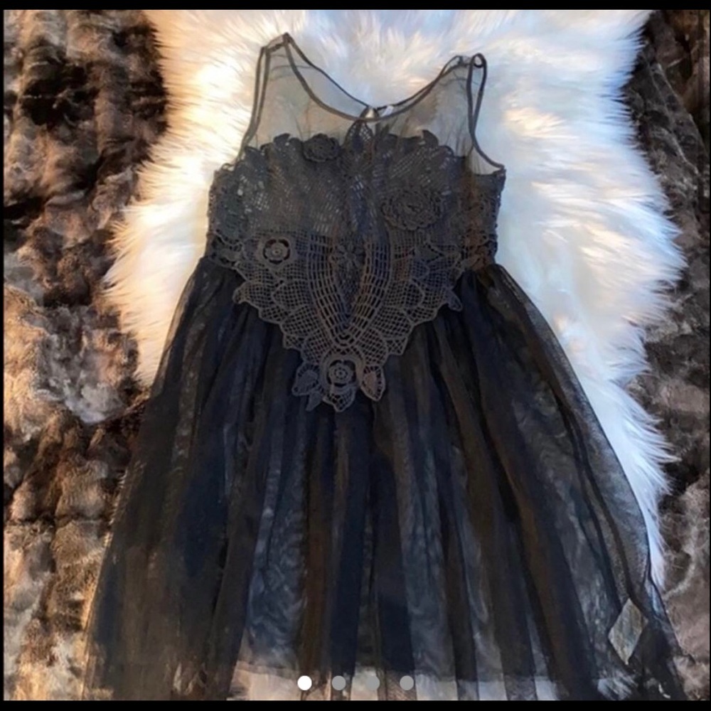 ISO FREE PEOPLE TULLE DRESS